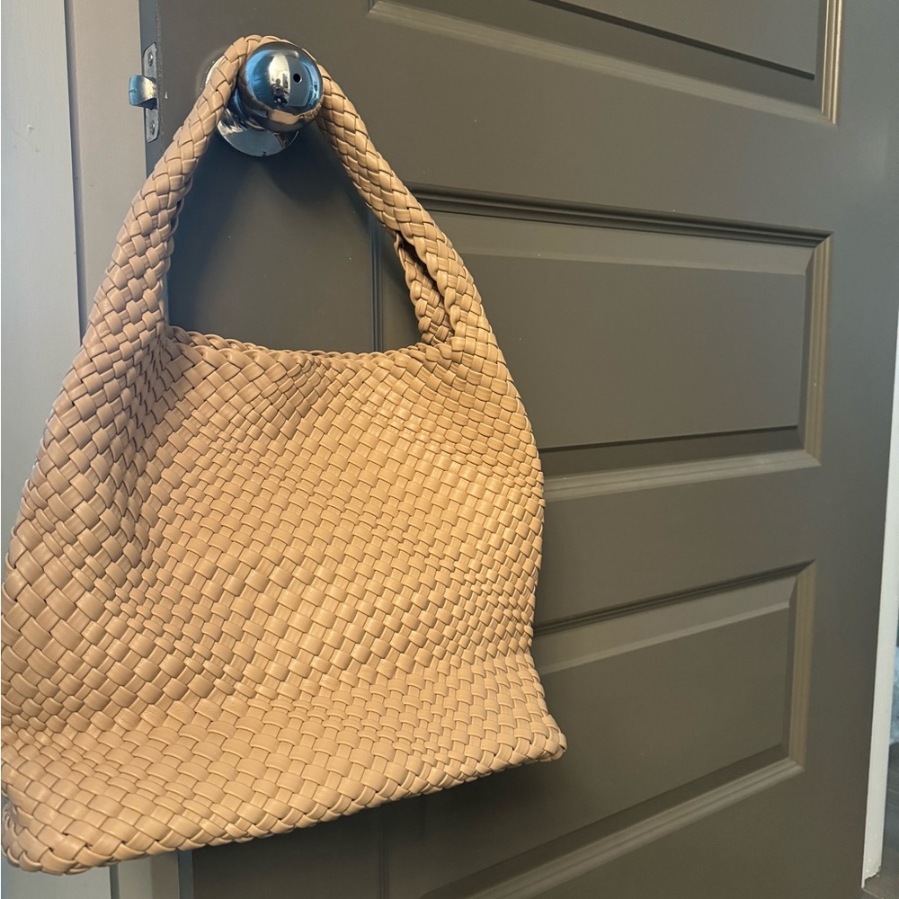 Woven Shoulder Bag Beige